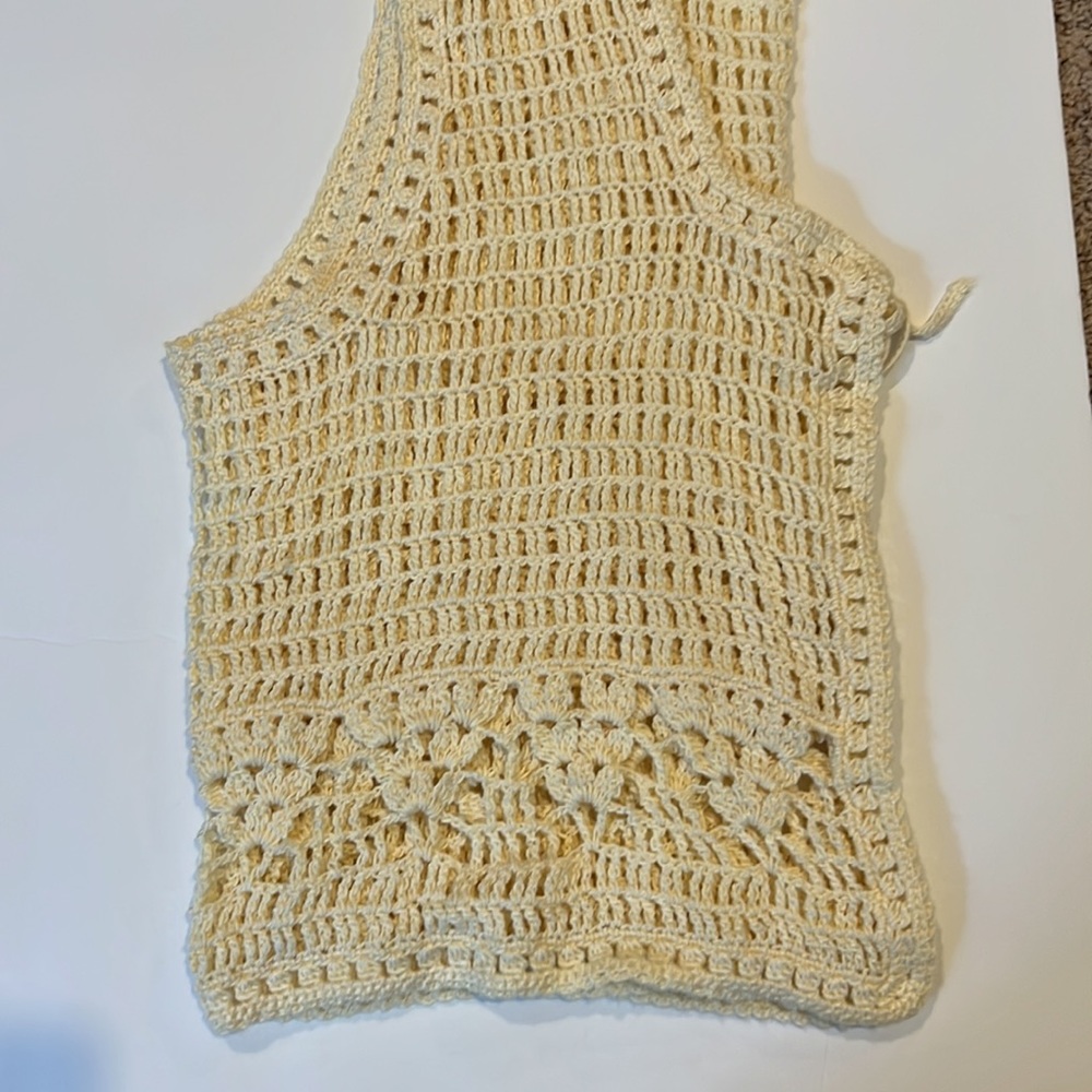 Crochet Cream Vest Boho Bohemian Retro 70s 60s cottagecore Chic - Picture 3 of 3